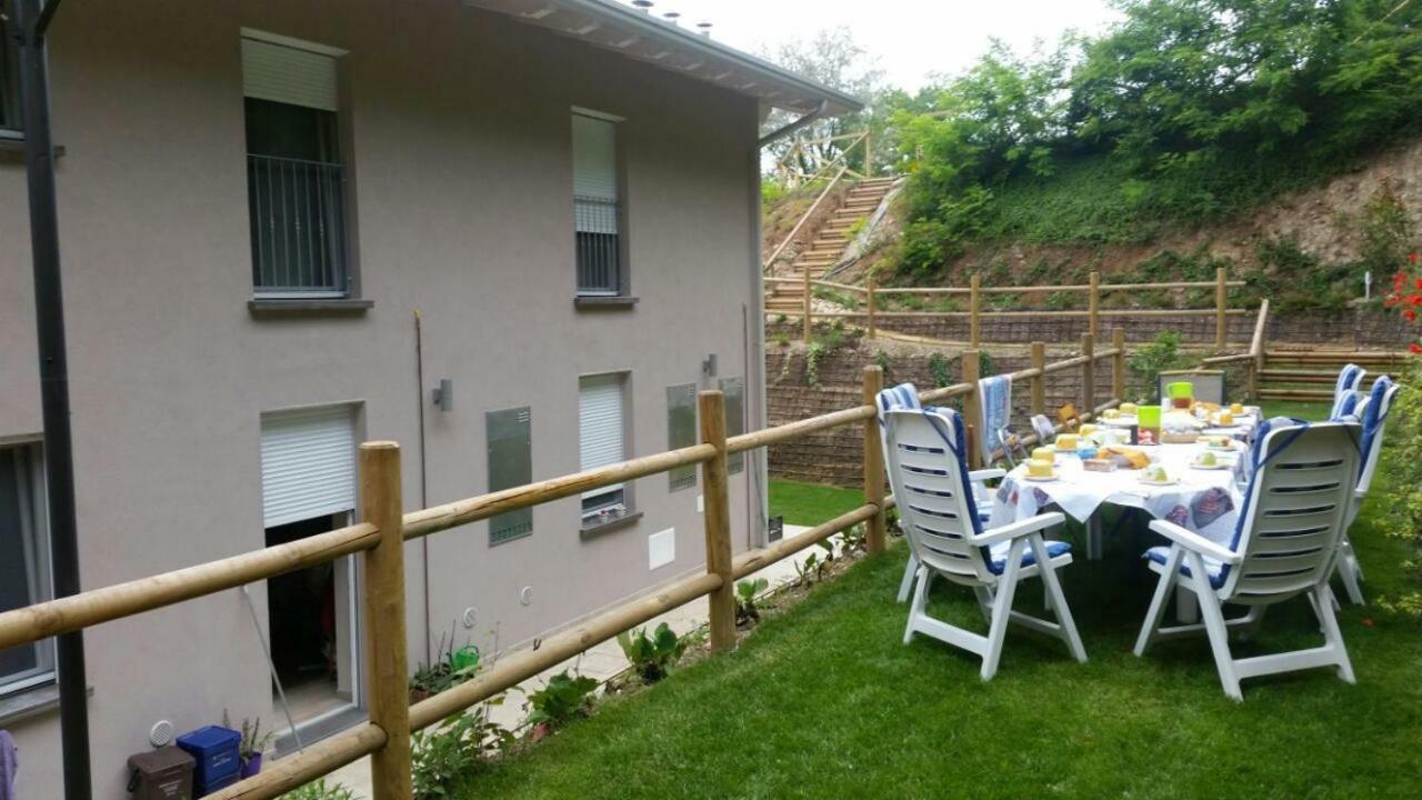 Mimosa Apartments Soiano Del Lago Bagian luar foto